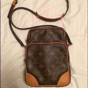 An authentic Louis Vuitton Amazone crossbody bag